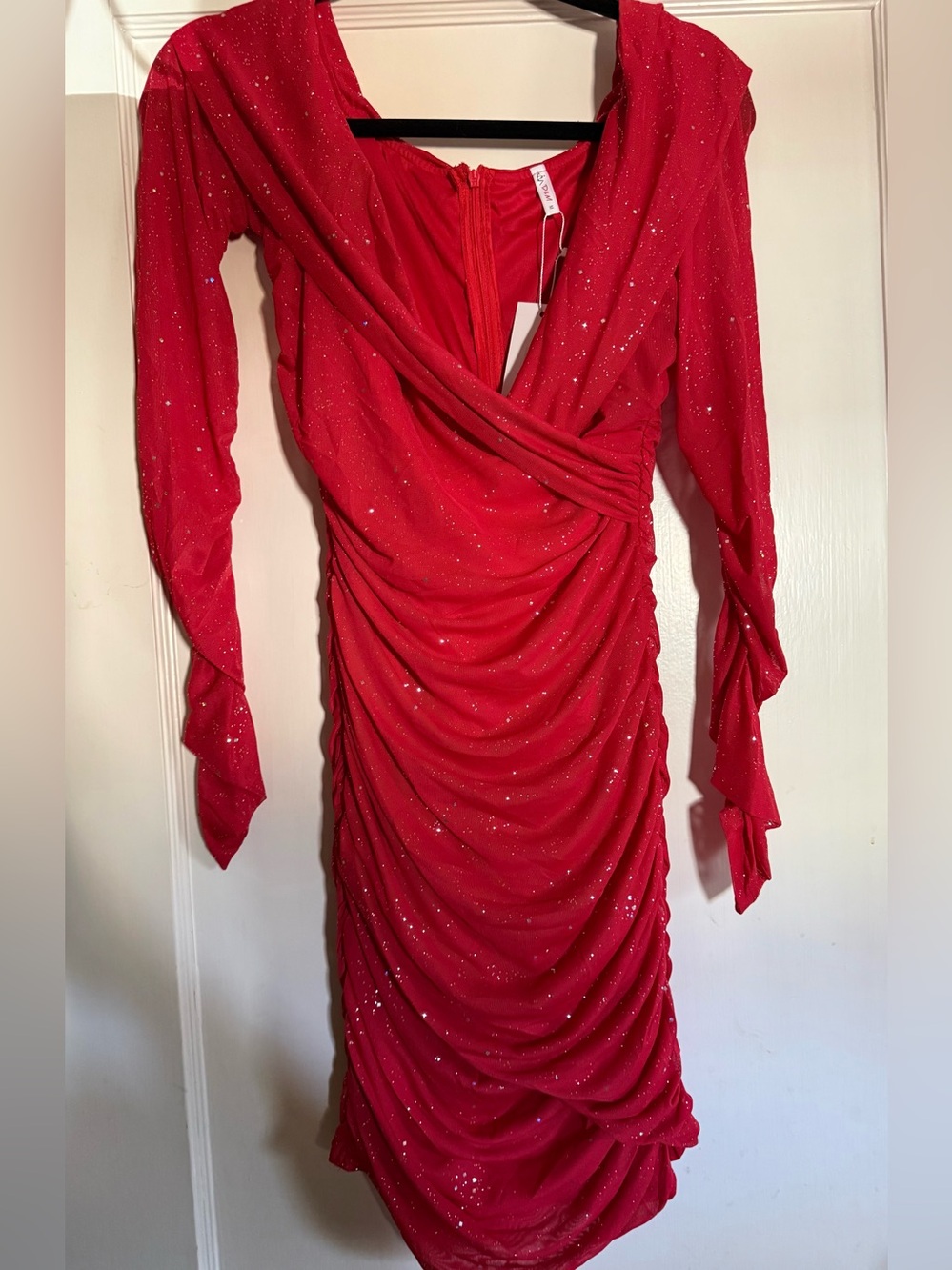 D&M NWT Size Medium Red Ruched Long-Sleeve Women's Dress